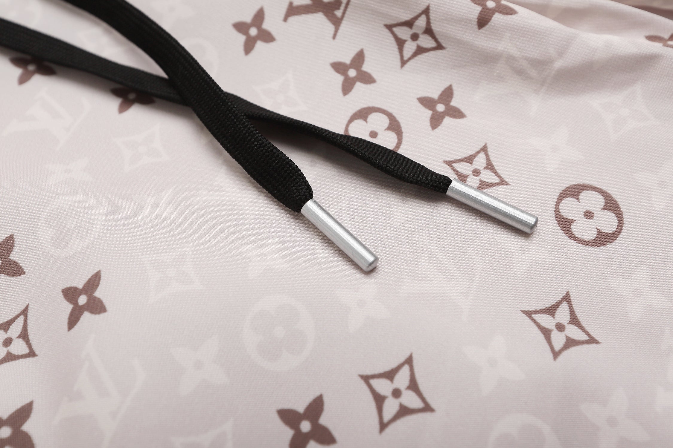 U1N76E2 Popular T-shirts