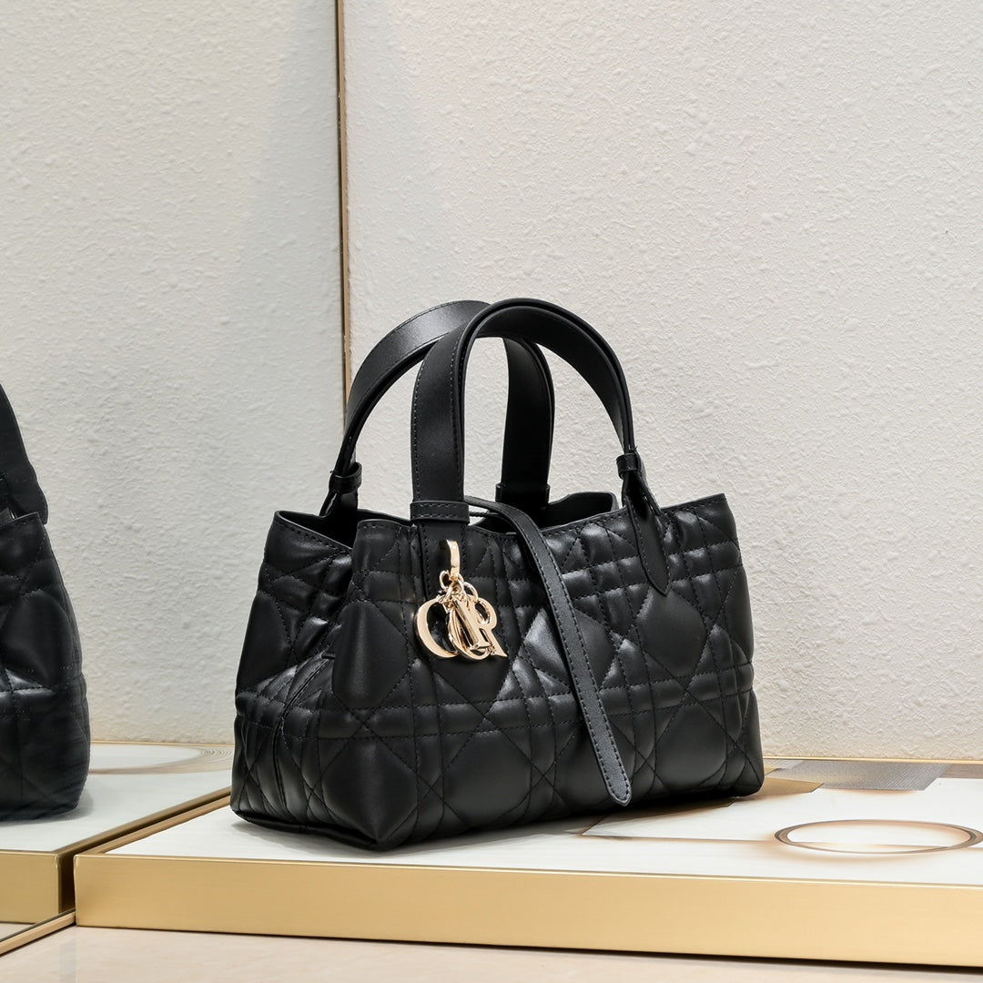 B12X44D359 Popular   leather bag 