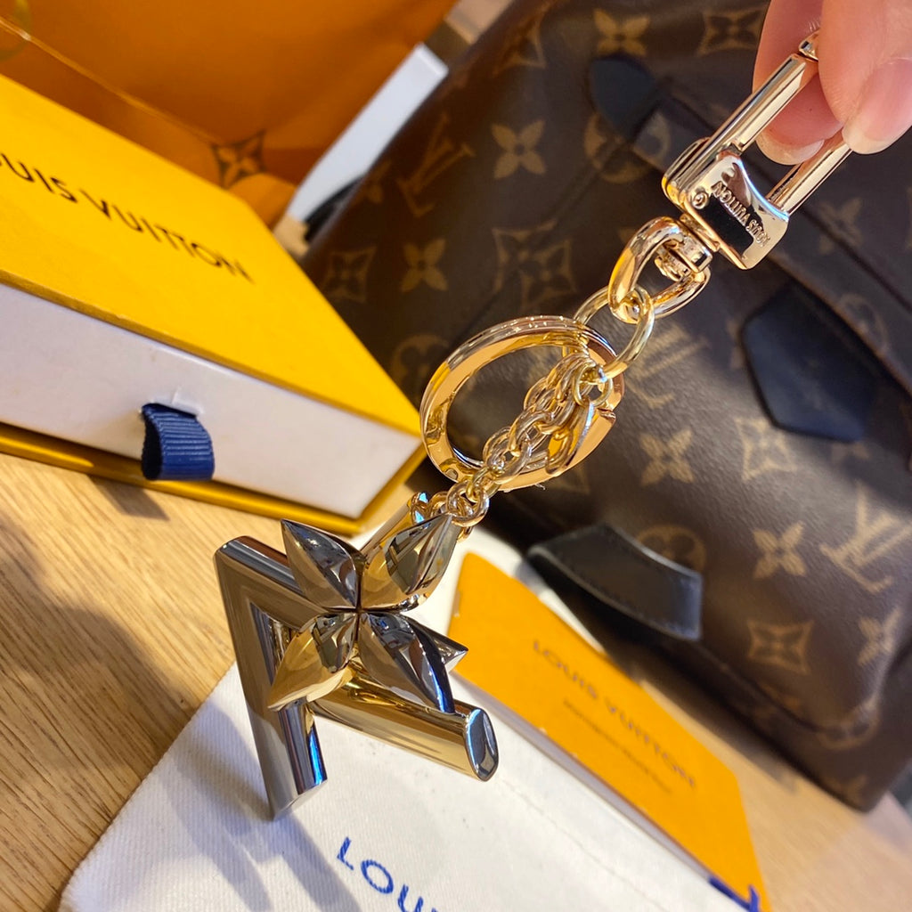 A1A91E18  Popular Keychains