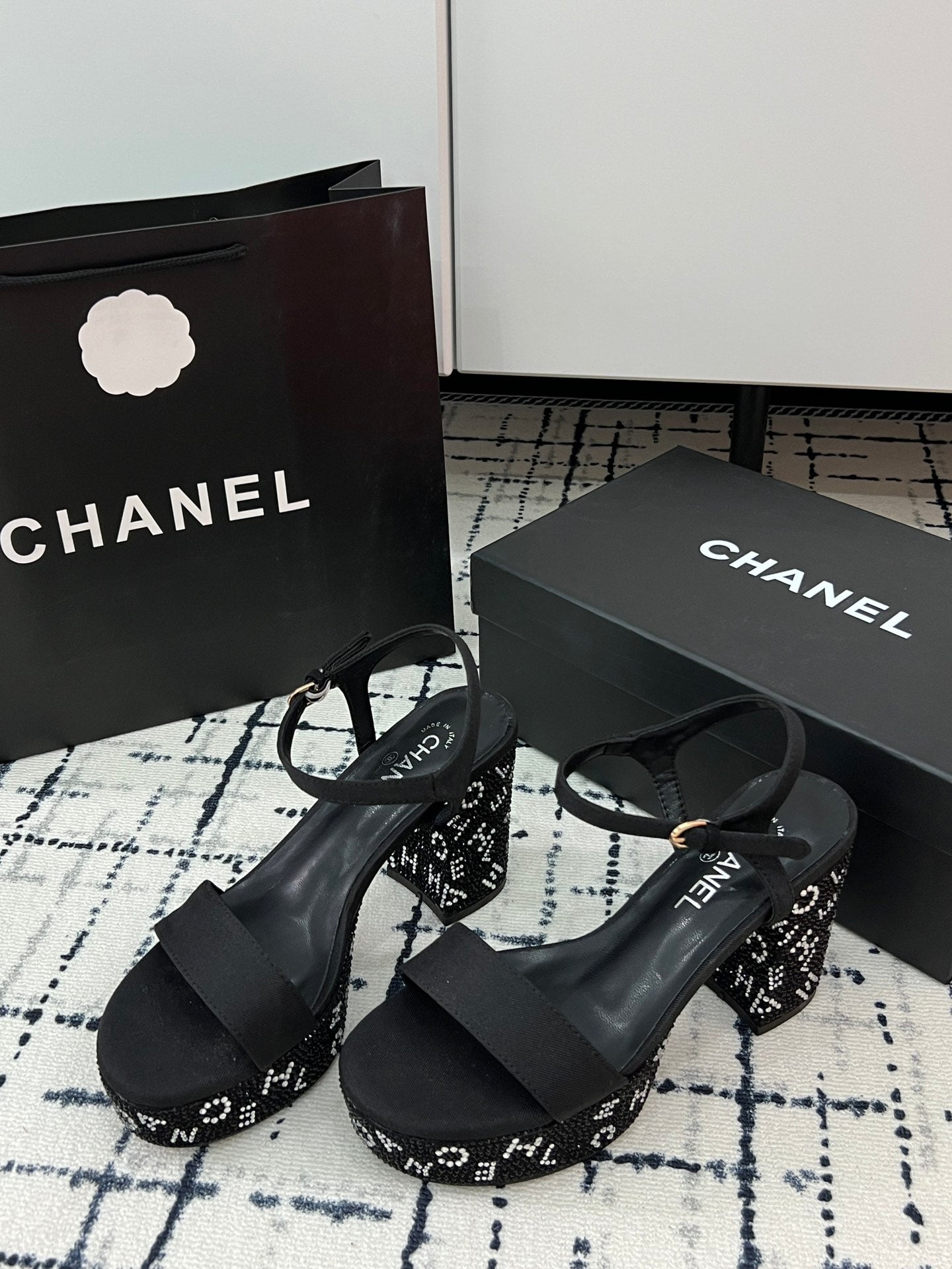 Z1ZC41 Popular High heels