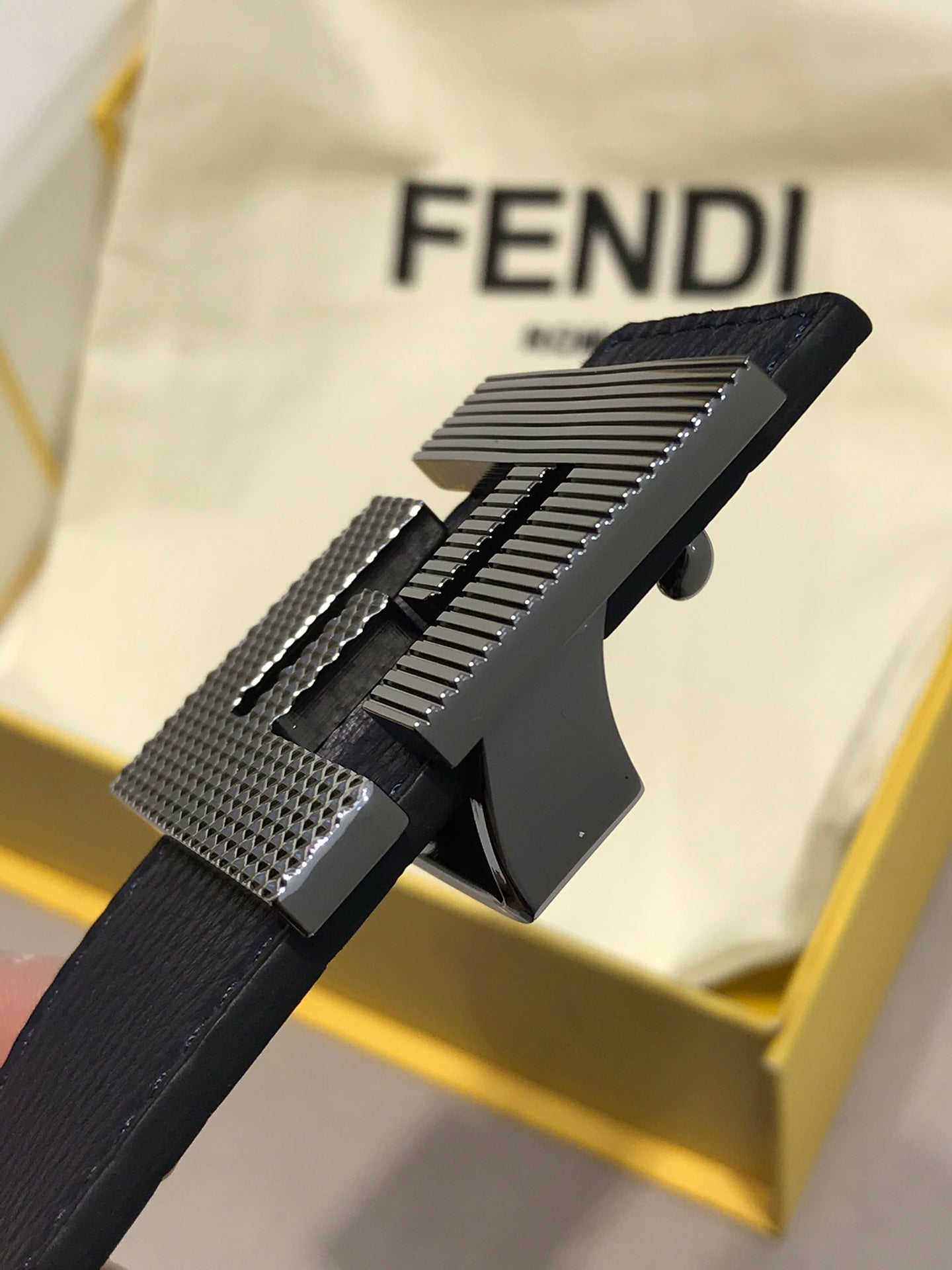 P1Q64F85 Popular  High quality belt With full package