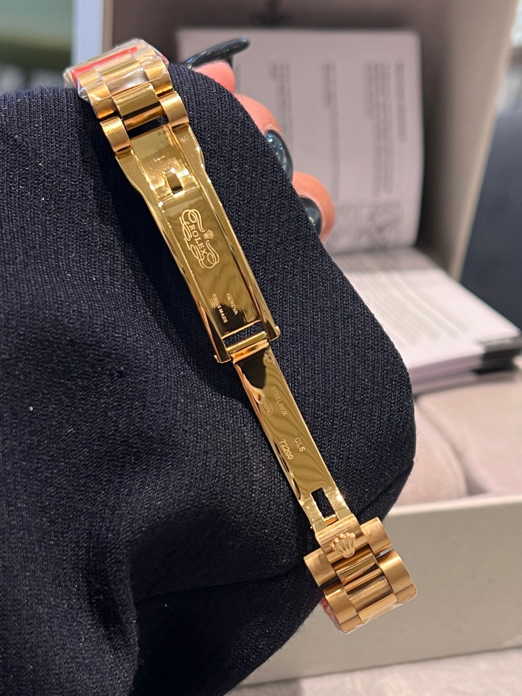 L1R36L19 Popular Watches