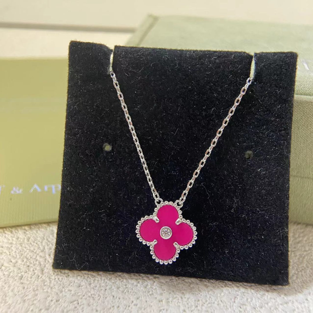 X5R75VA4E Popular  Necklaces