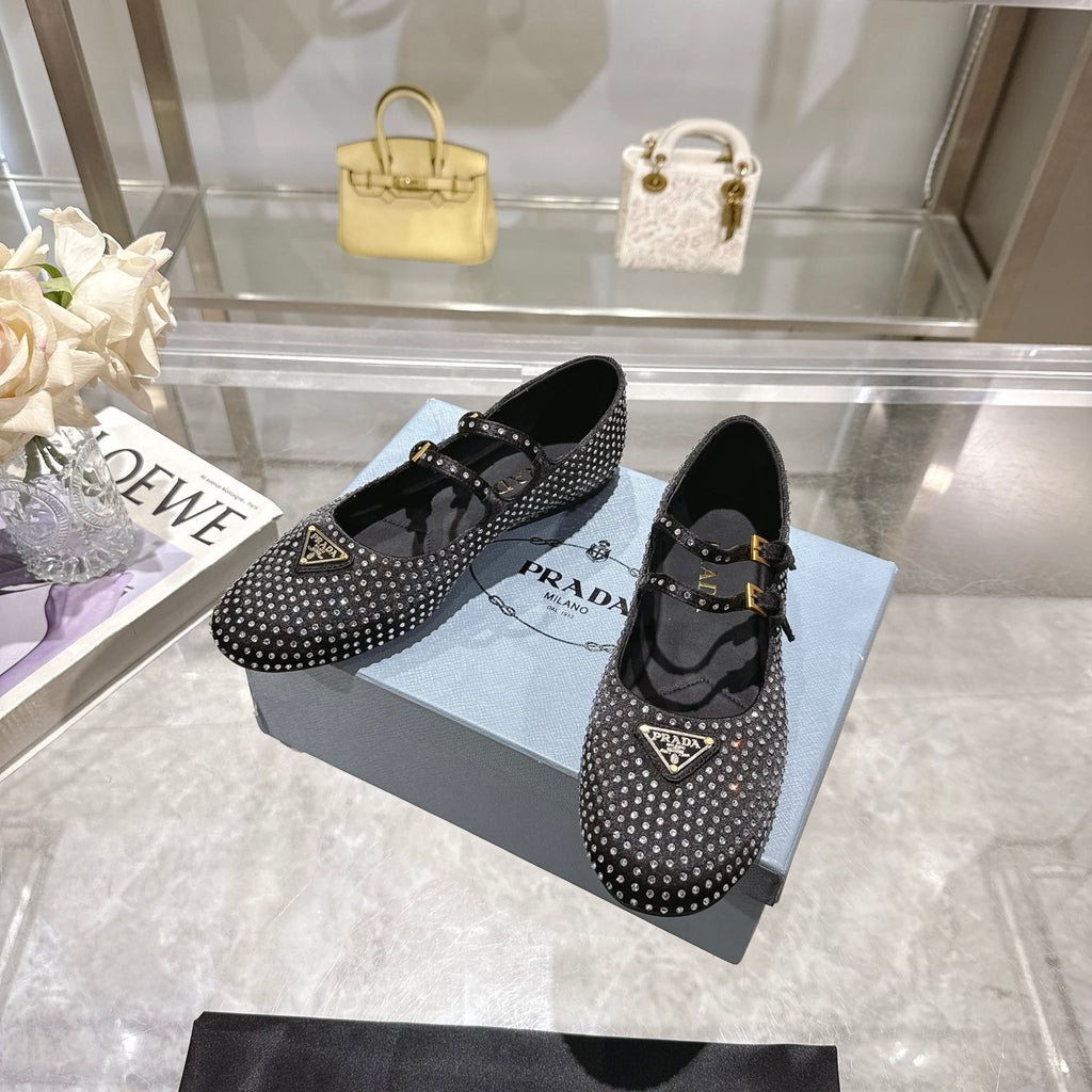 Z2R85P52  Popular high-quality shoes