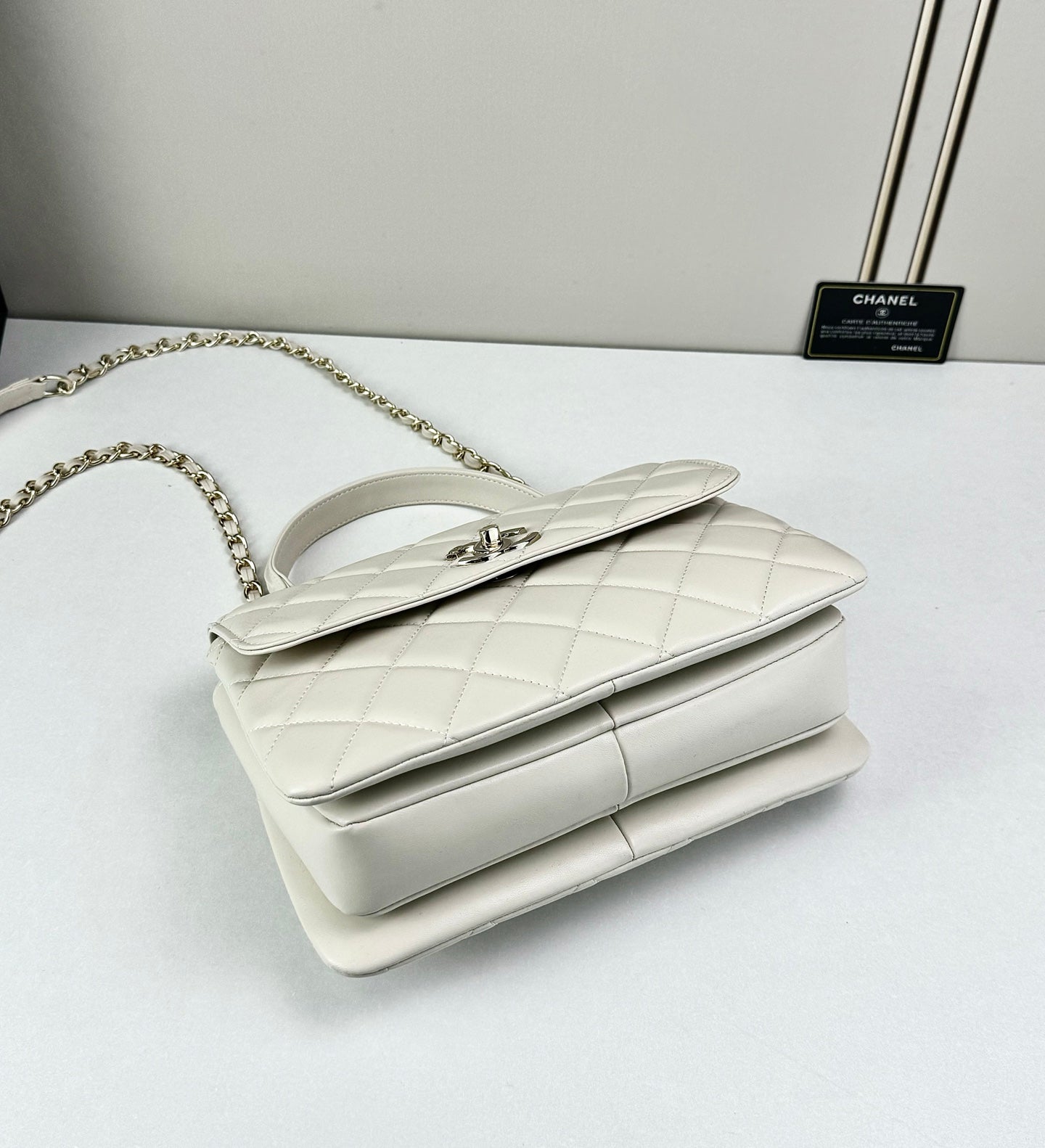 B1X76C6 Popular leather bag