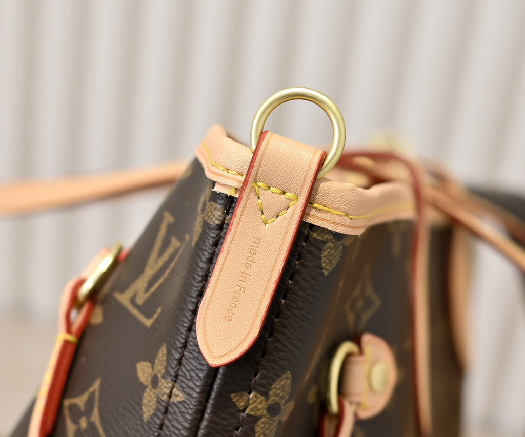B1W25E77 Popular   leather bag