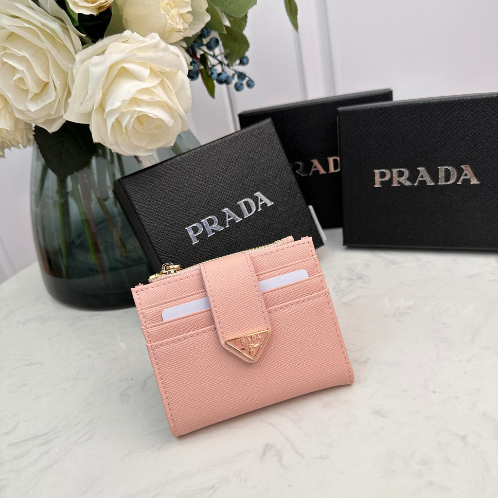 B1P36P2 Popular card holder