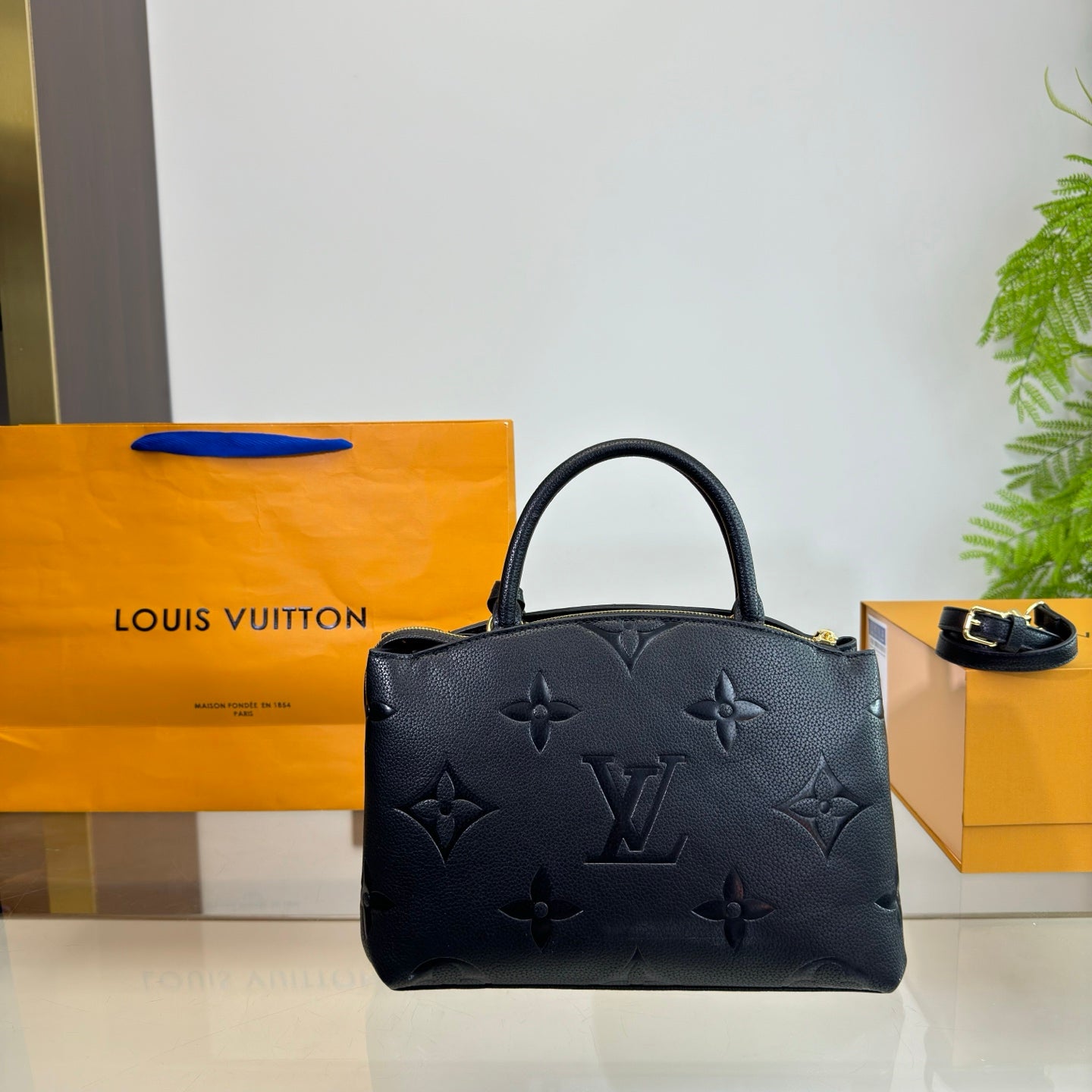 B6E35X15 Popular  leather bag