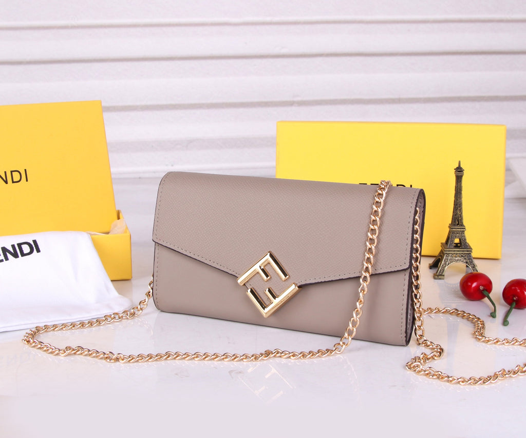 B1P36F103 Popular leather bag