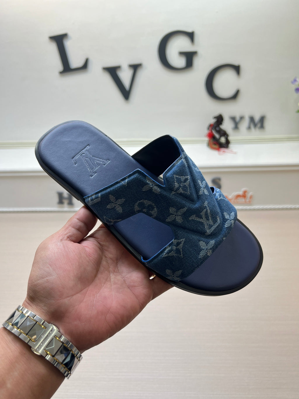 Z5ZE109 Popular slippers