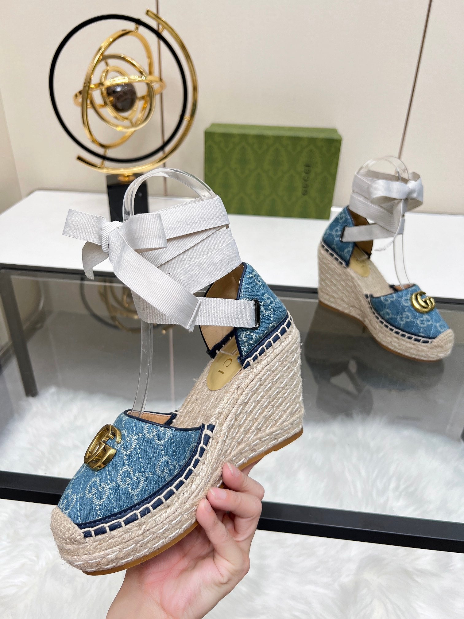 Z2X66B29  Popular High heels