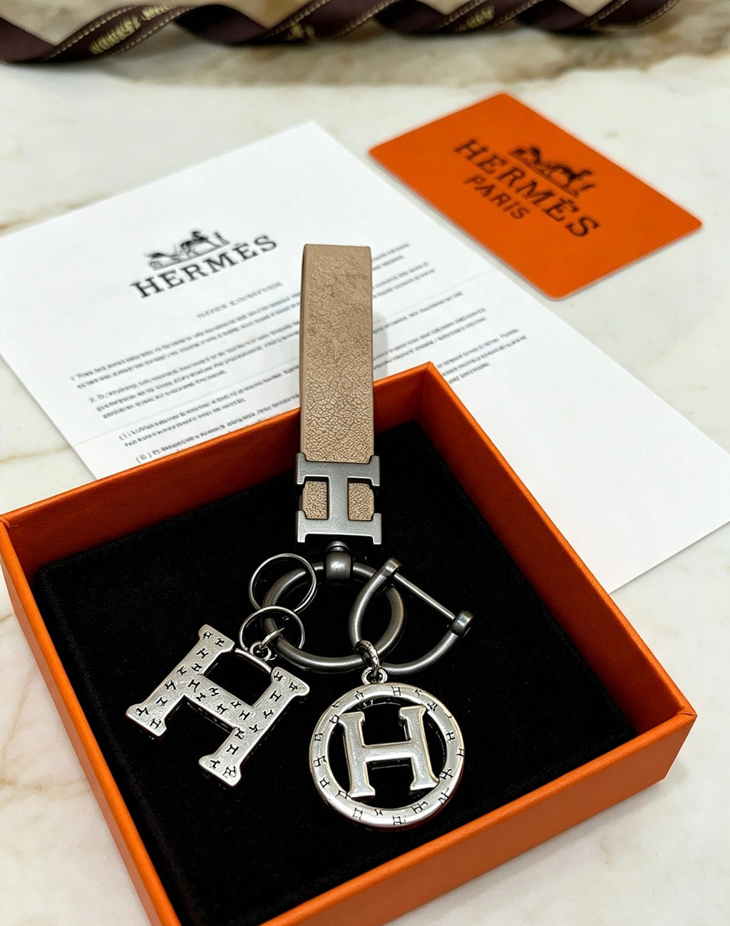 A1R76H106 Popular bag 's charms accessories