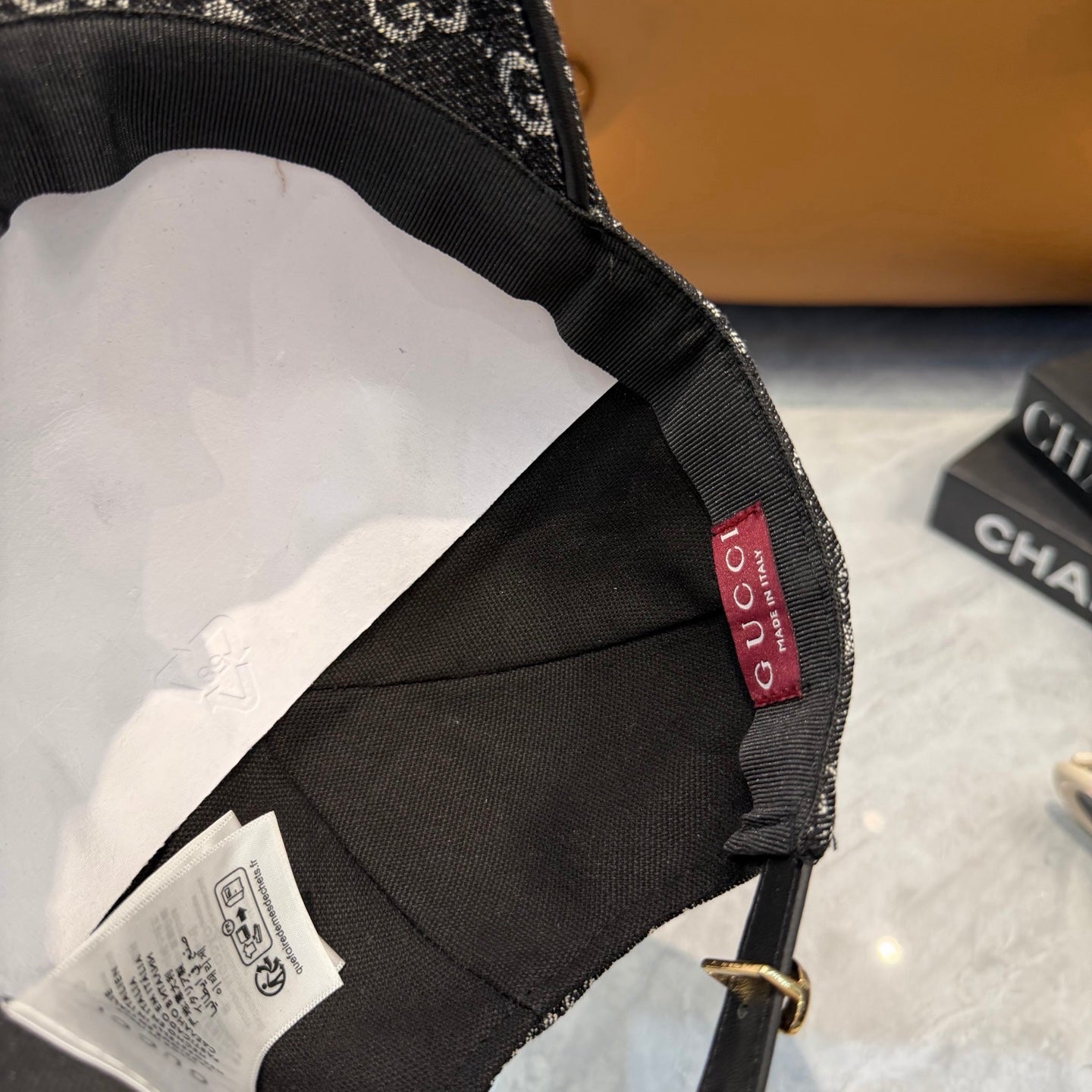 M1N76B4 Popular hats
