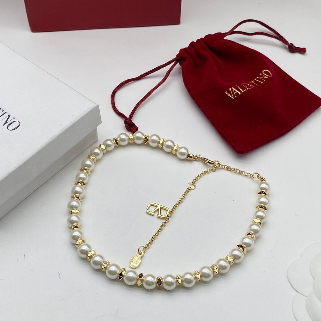 X1Q85VL426X Popular Necklaces