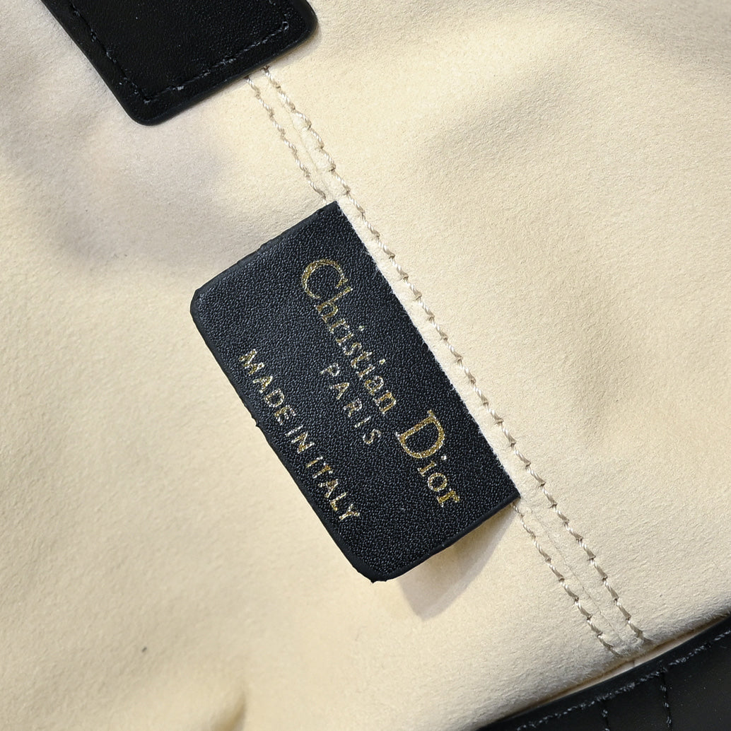 B1R76D40 Popular leather bag