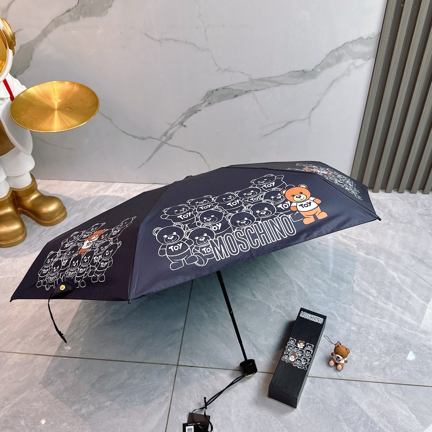 J1R85A47 Popular UV resistant umbrella