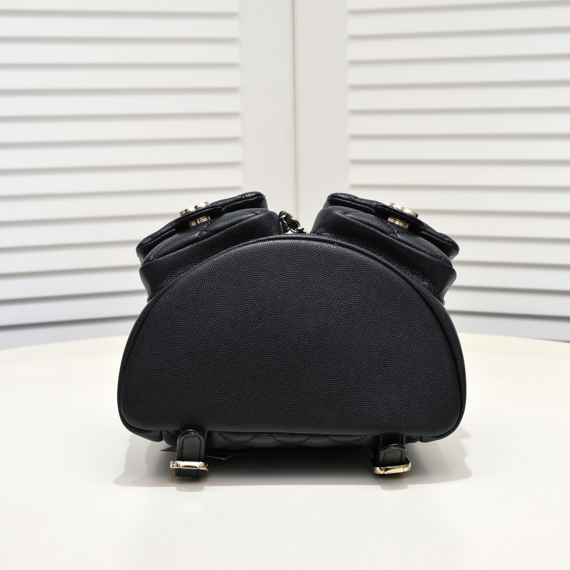 B1X43C66 Popular leather bag 