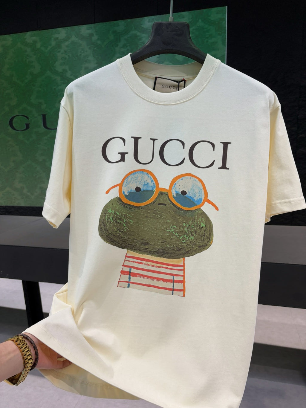 U1R76B48 Popular T-shirts