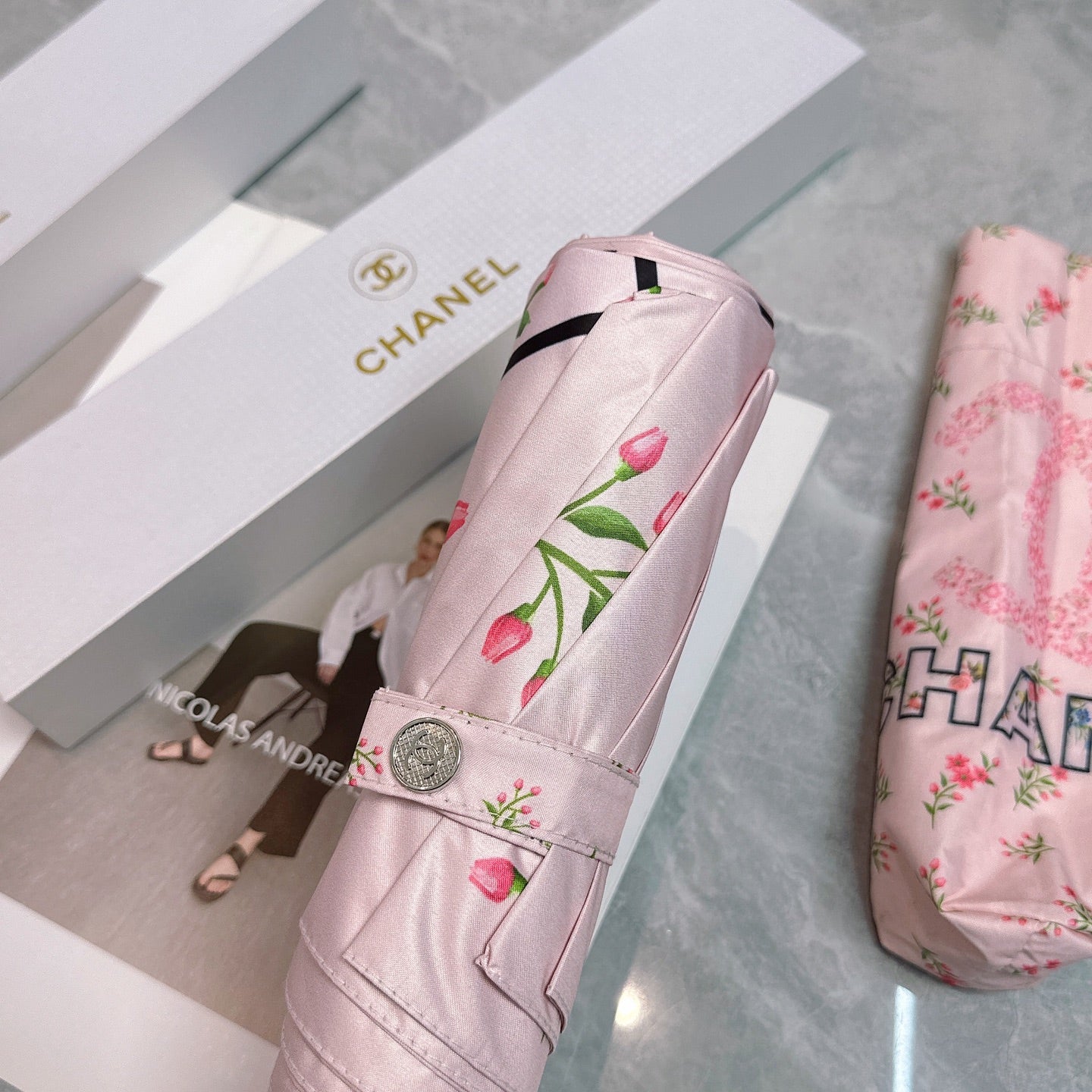 J1R85C37 Popular UV resistant umbrella