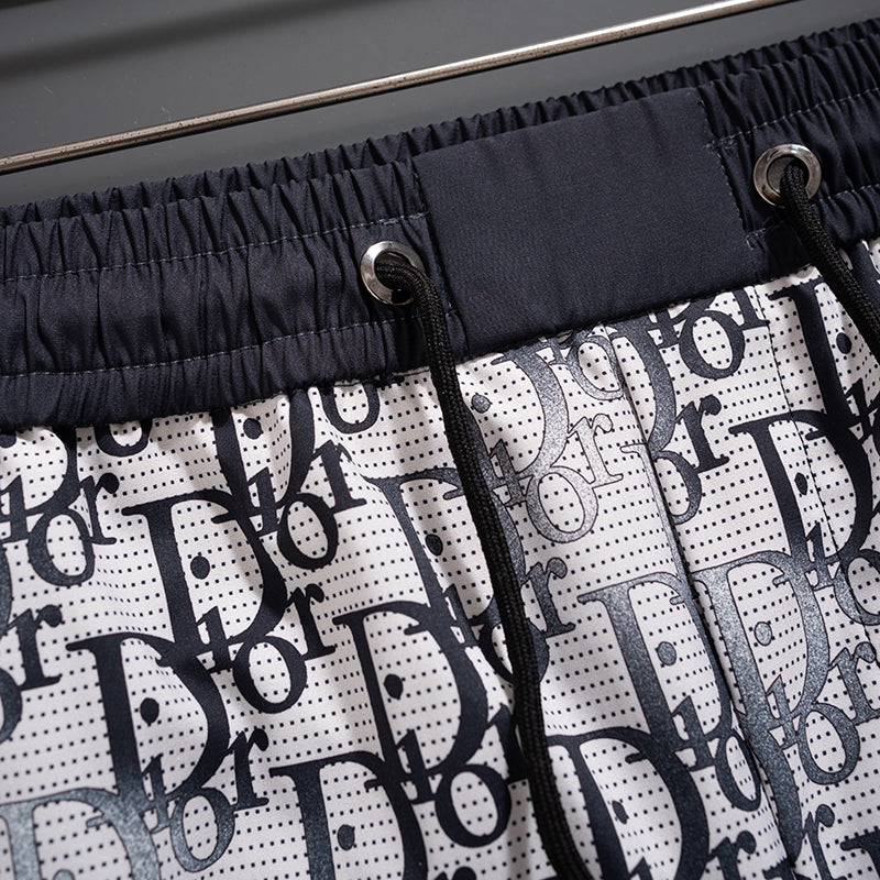 U1R45D58 Popular shorts