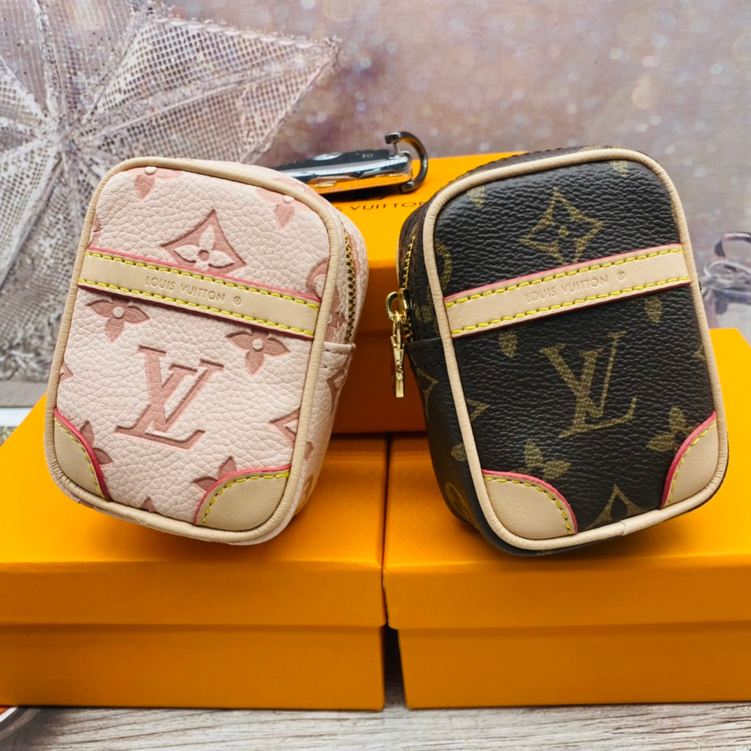 A1R76E70 Popular bag 's charms accessories