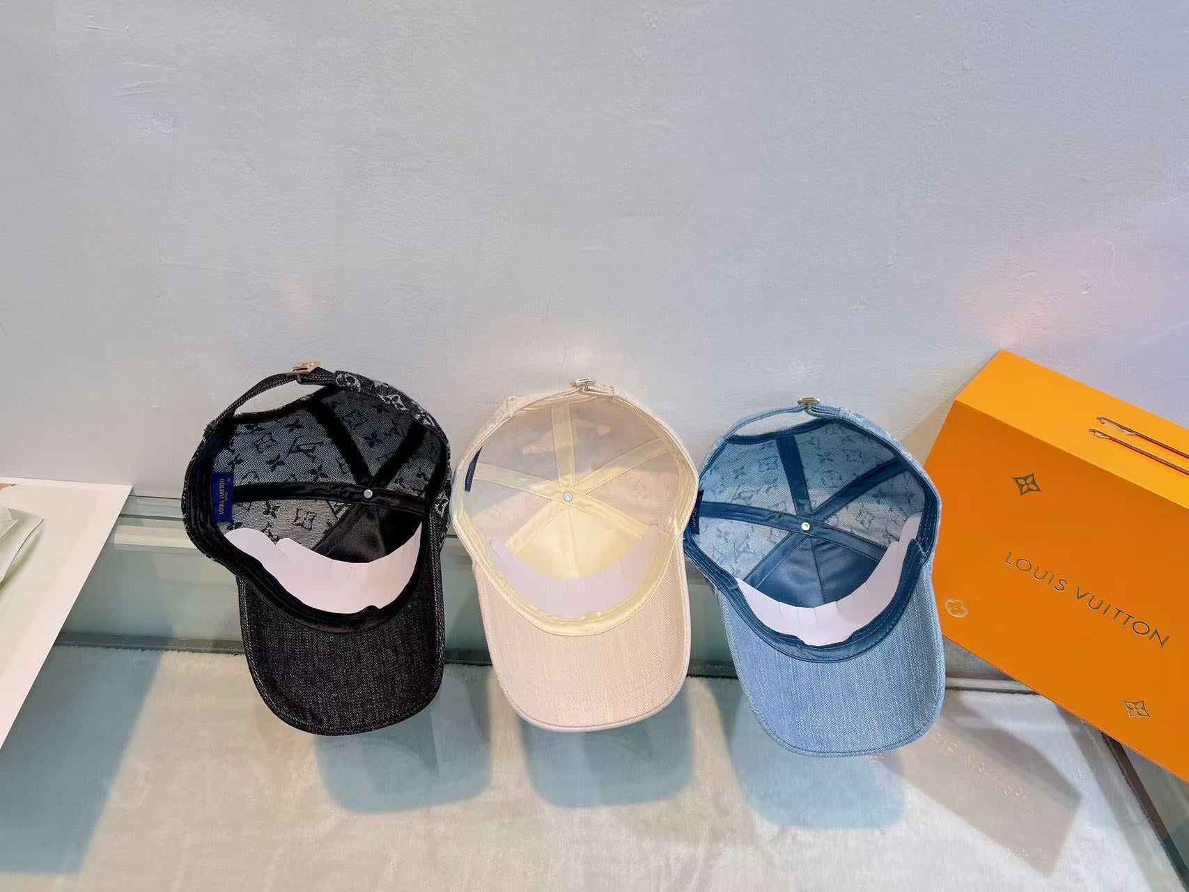 M1Z25E509 Popular  hats
