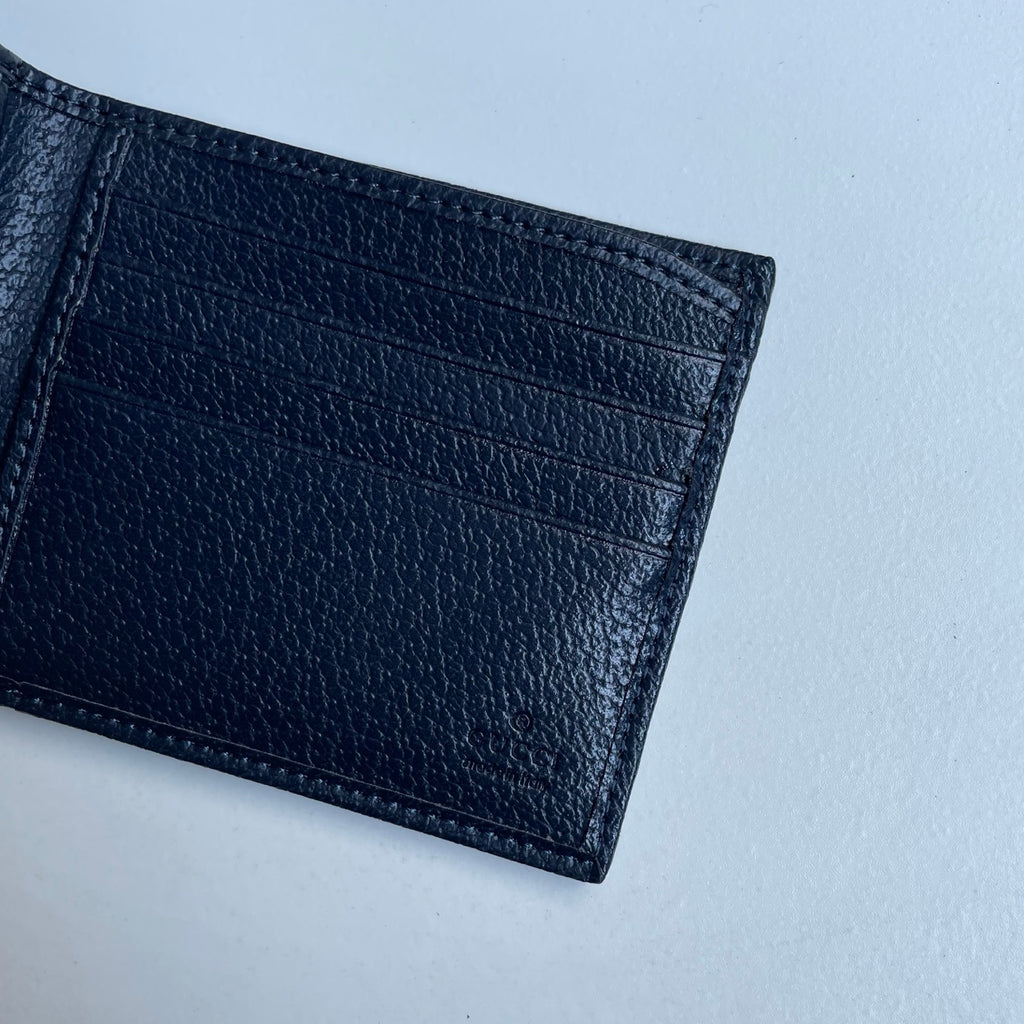 B1X46B7 Popular leather wallets ( with full packaging )