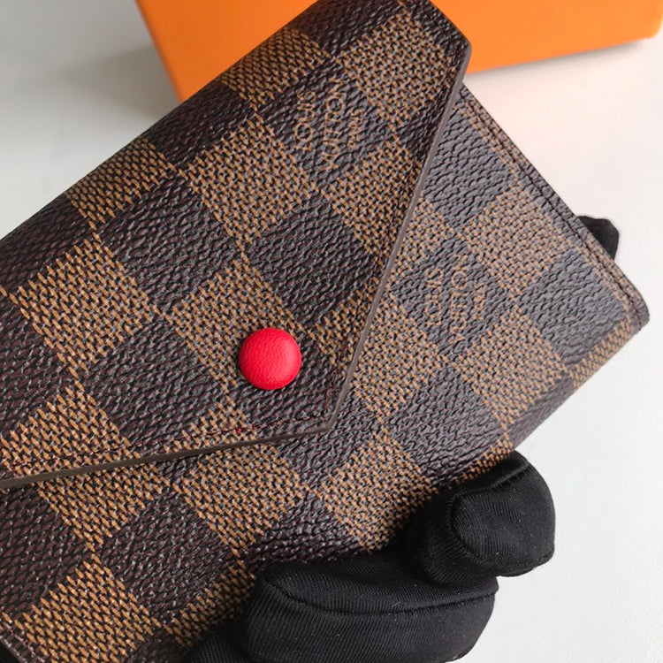 B1P20E4 Popular  leather wallets