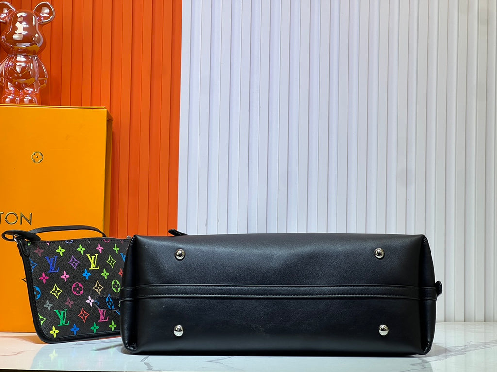 B1W35E95 Popular leather bag