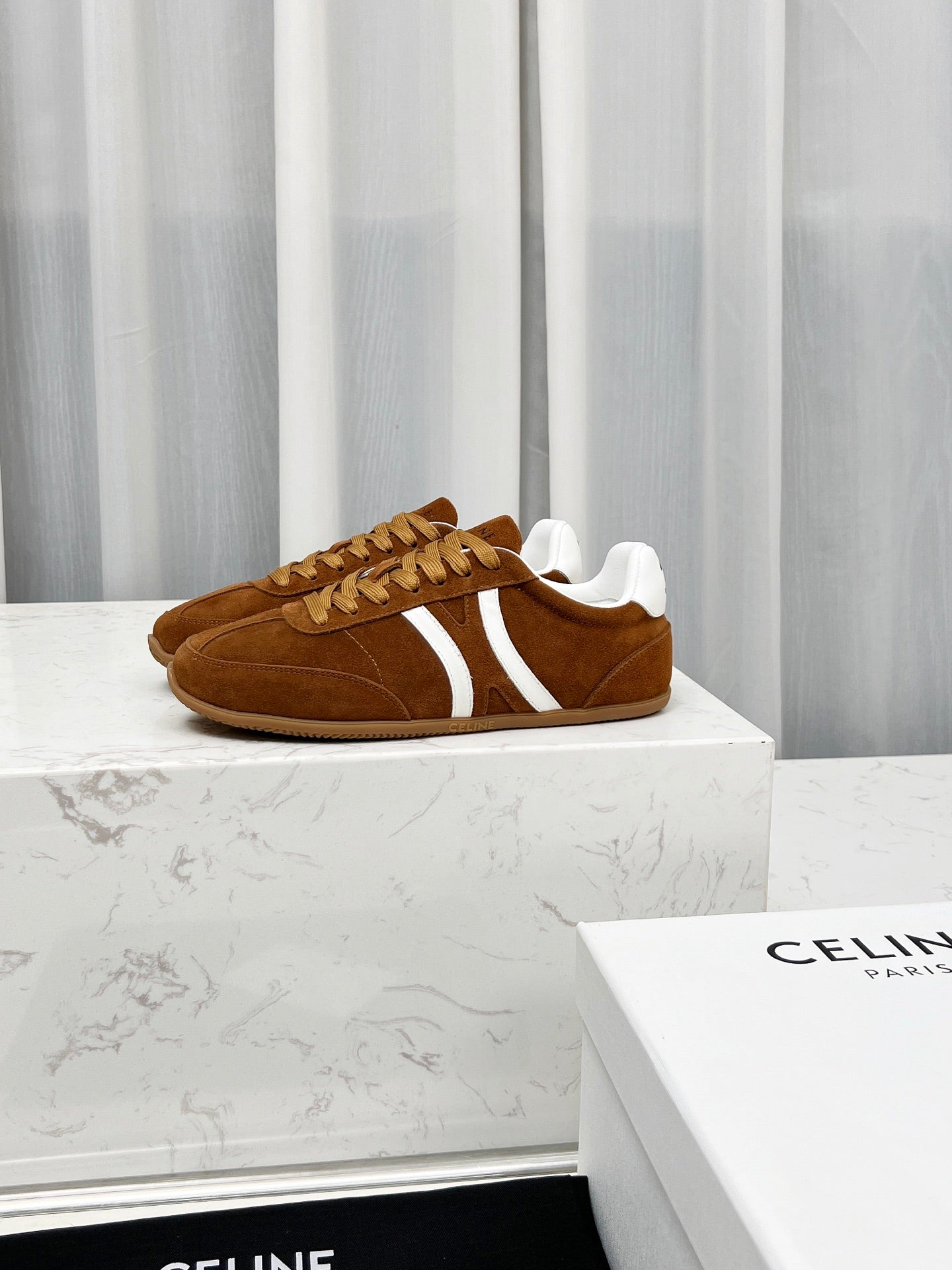Z2Q105N270 Popular high-quality Shoes