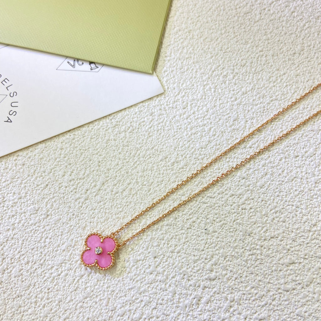 X5Q85VA270X Popular 1 flower  Necklaces
