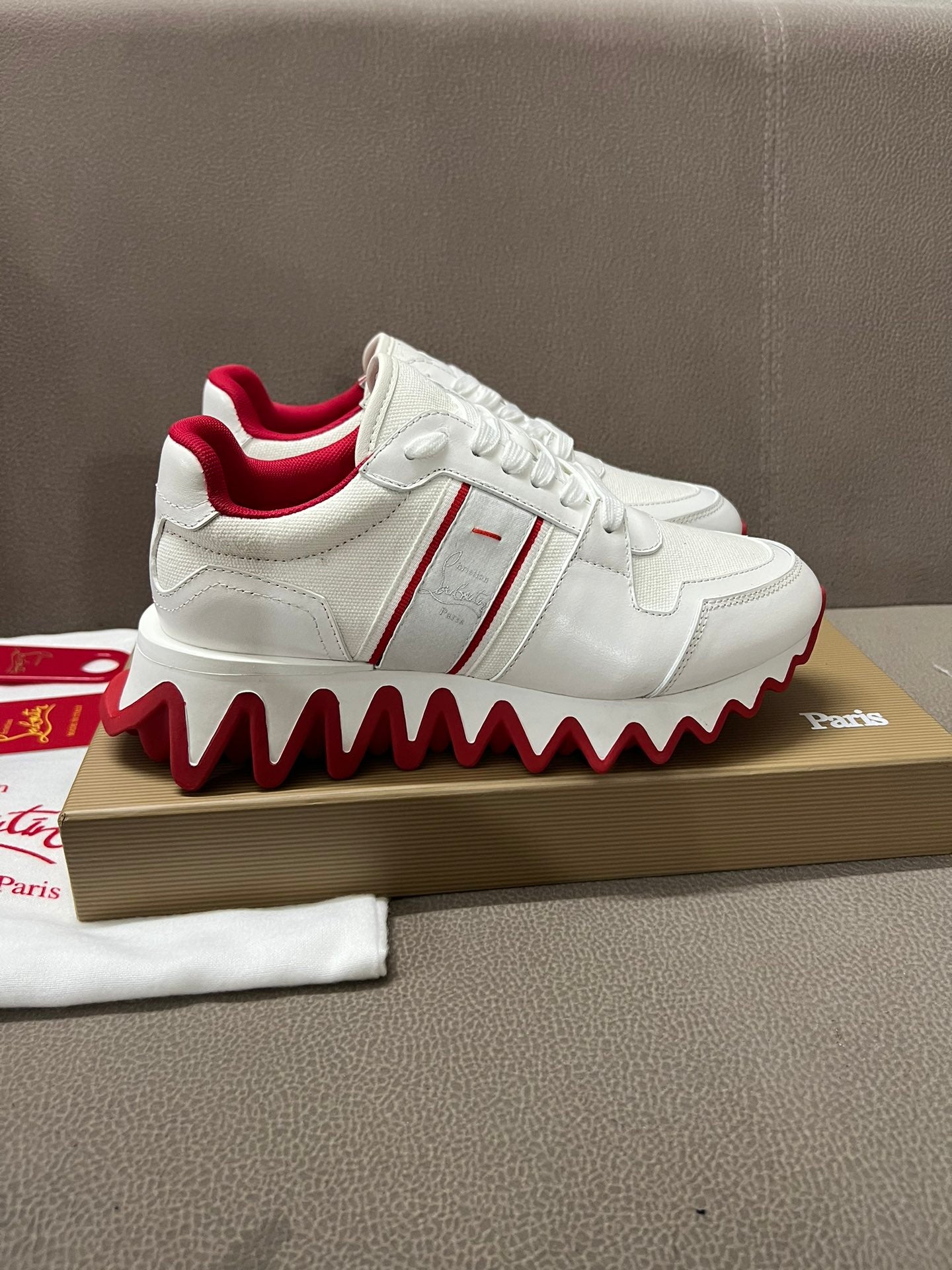Z2N75A15 Popular high-quality   sneakers