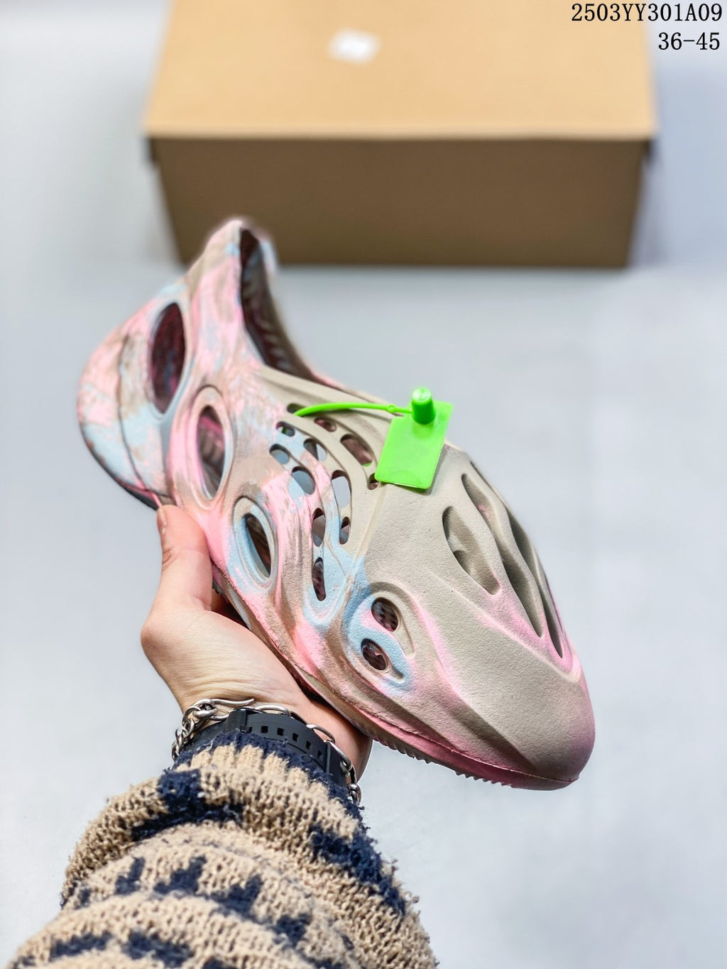 Z4R85A17  Popular shoes