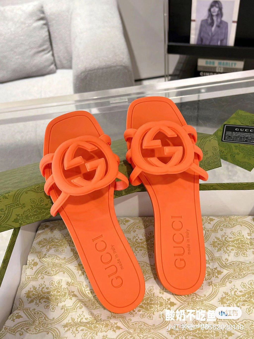 Z1P54B172 Popular Slippers