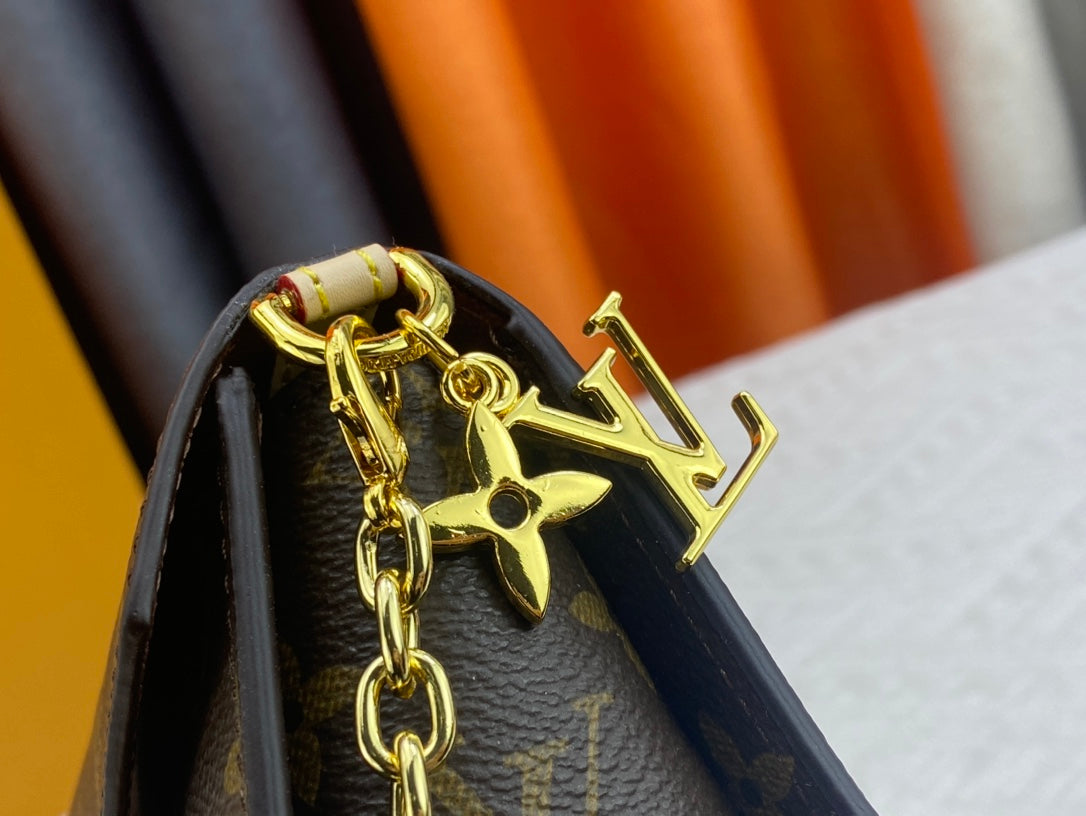 B1X43E32 Popular  leather bag 