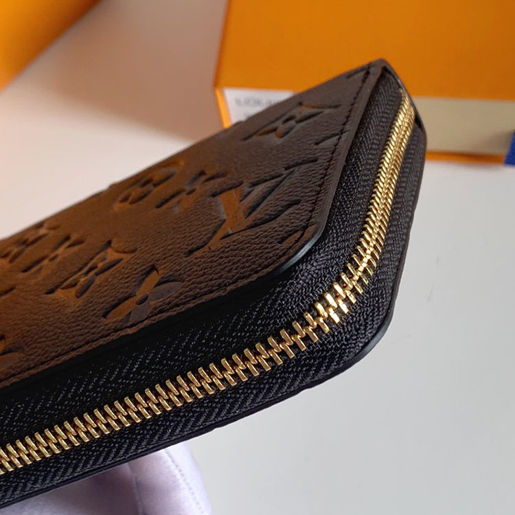 B1P11E06 Popular Leather wallets