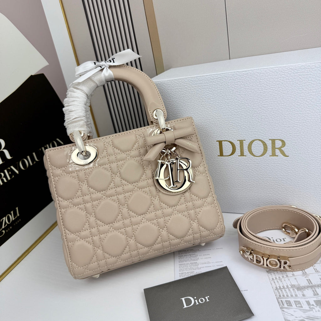 B1N36D24 Popular leather Purse bag