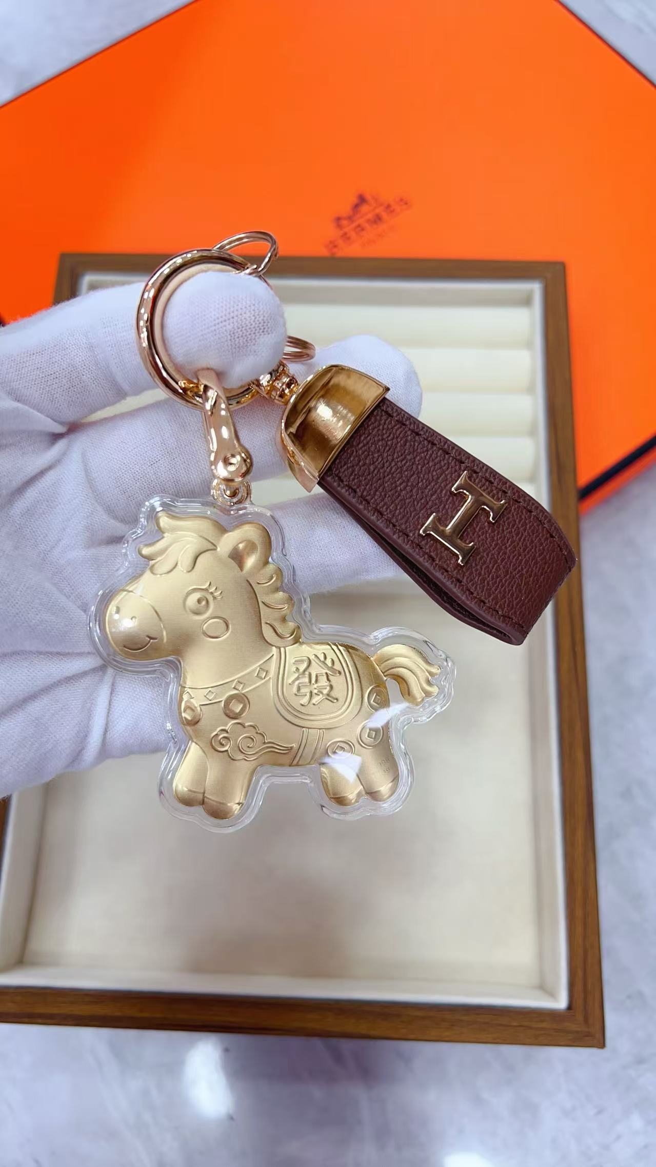 A1Z105H26 Popular bag 's charms accessories