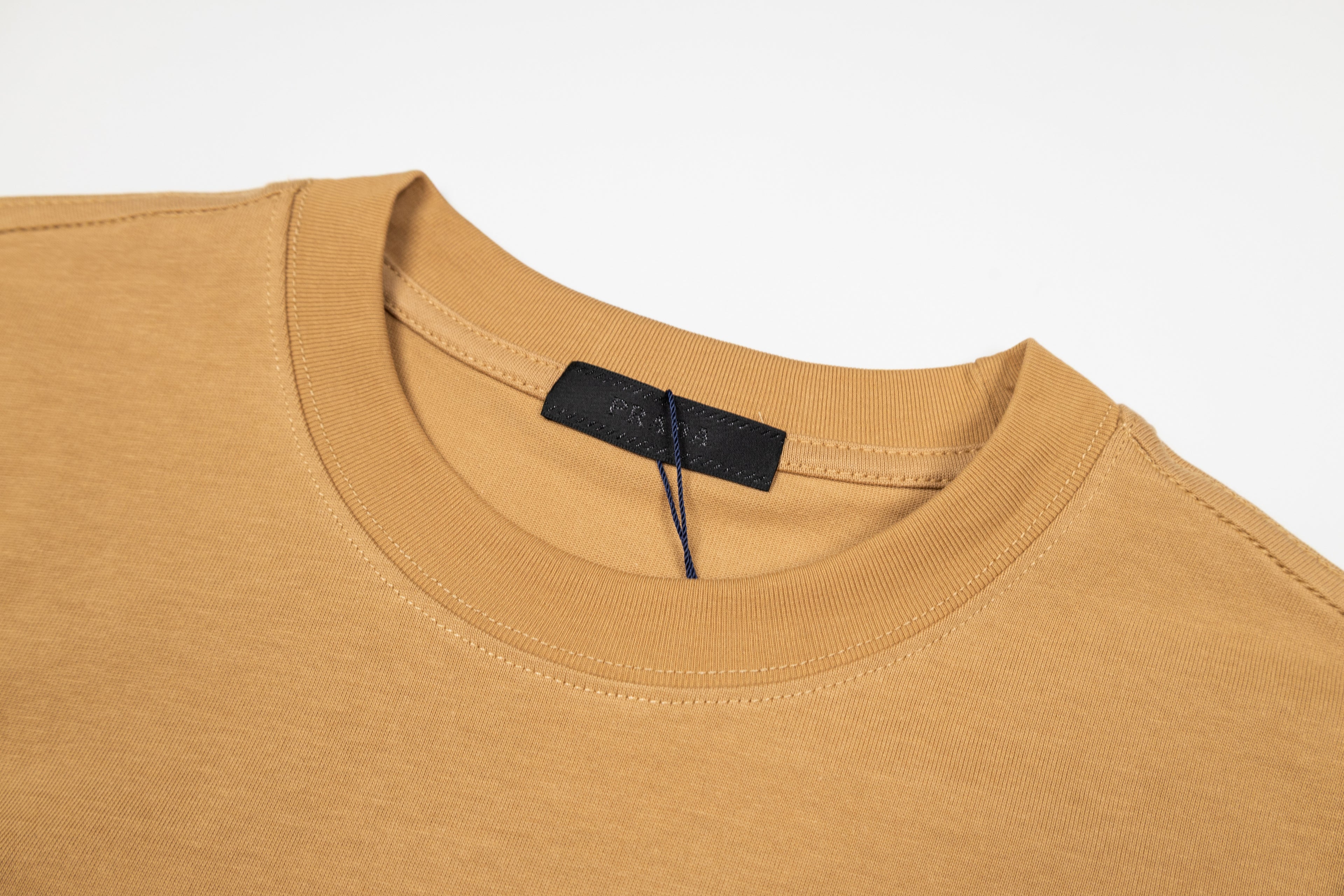 U1R76P39 Popular T-shirts