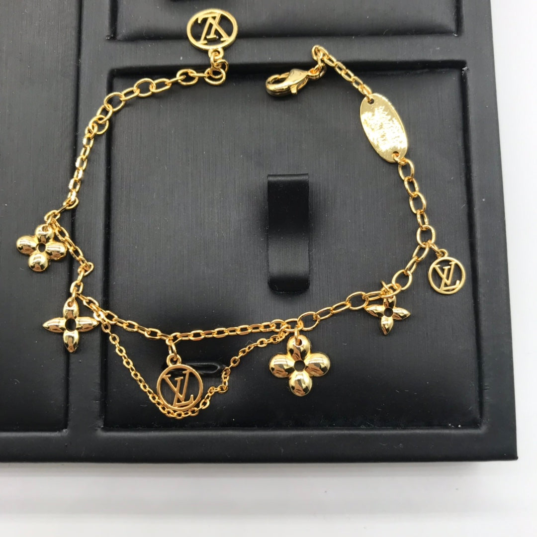 X1X34E599X  Popular   Earrings Bracelets Necklaces