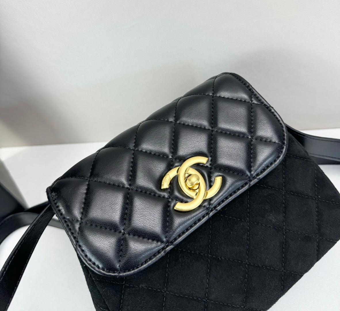 B1R15C63  Popular  leather bag