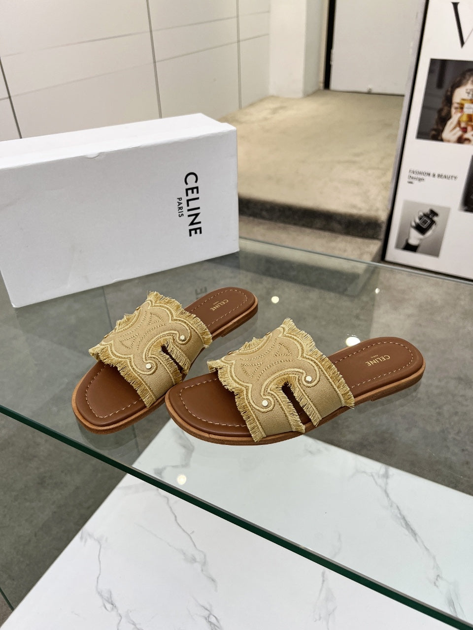 Z2Q55CL25 Popular  leather shoes