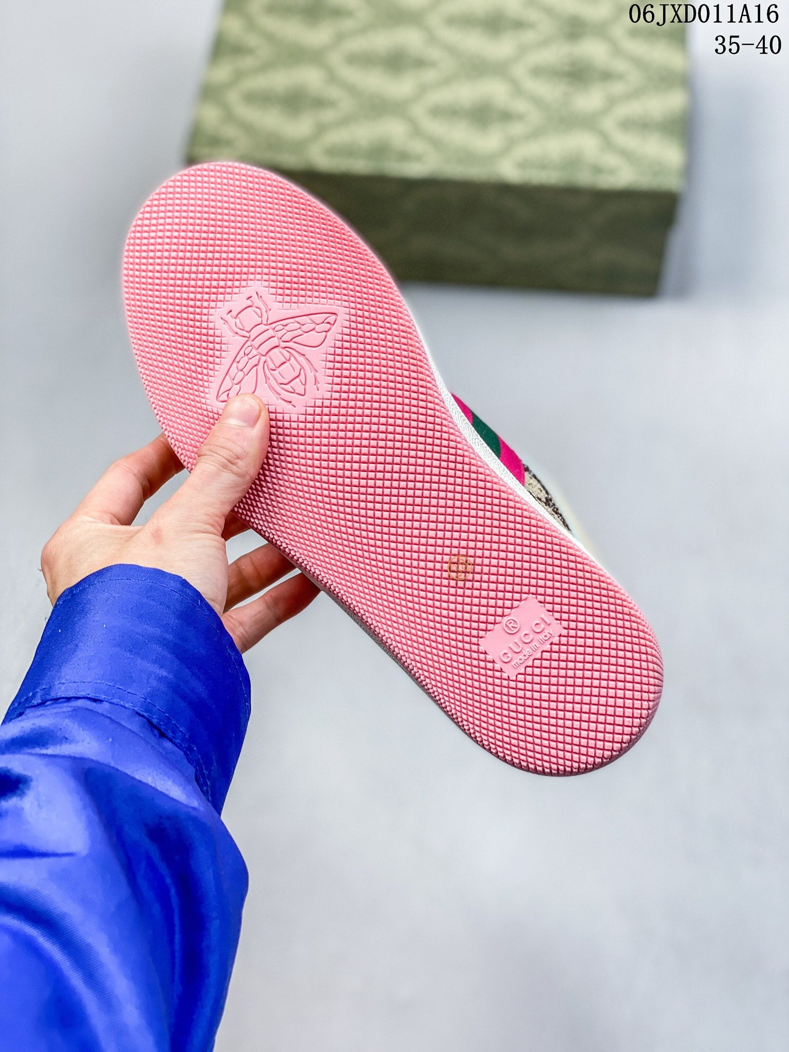 Z4YB60 Popular Sneakers