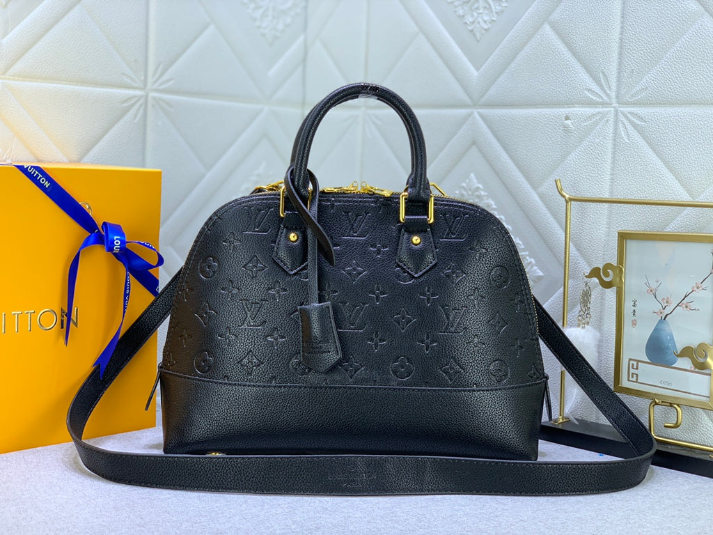 B12X44E319 Popular  leather bag 