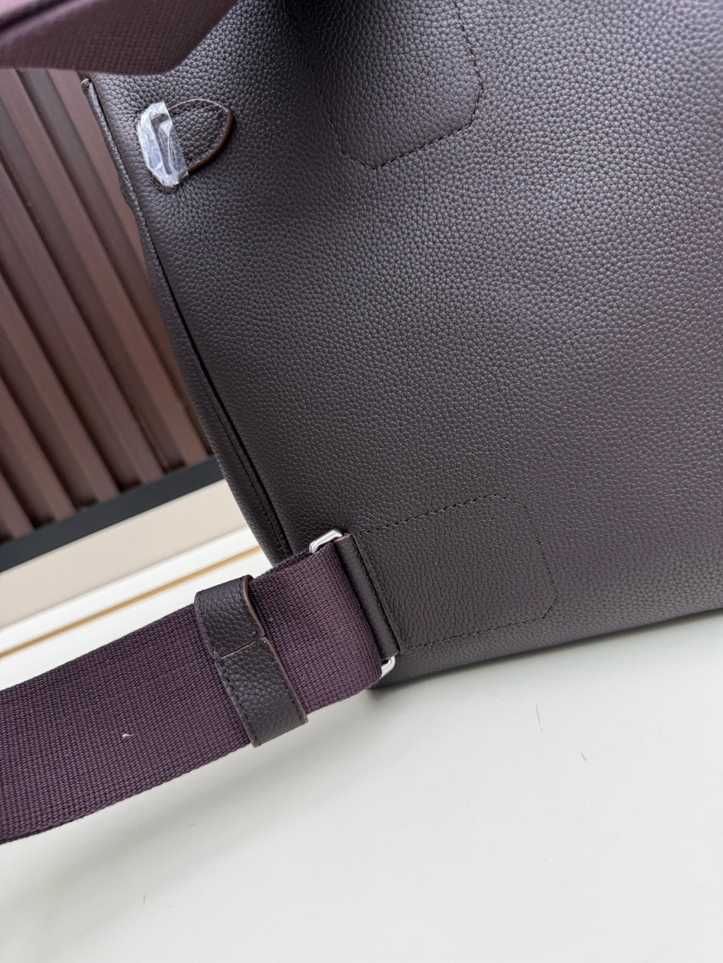 B1P36H45 Popular leather bag
