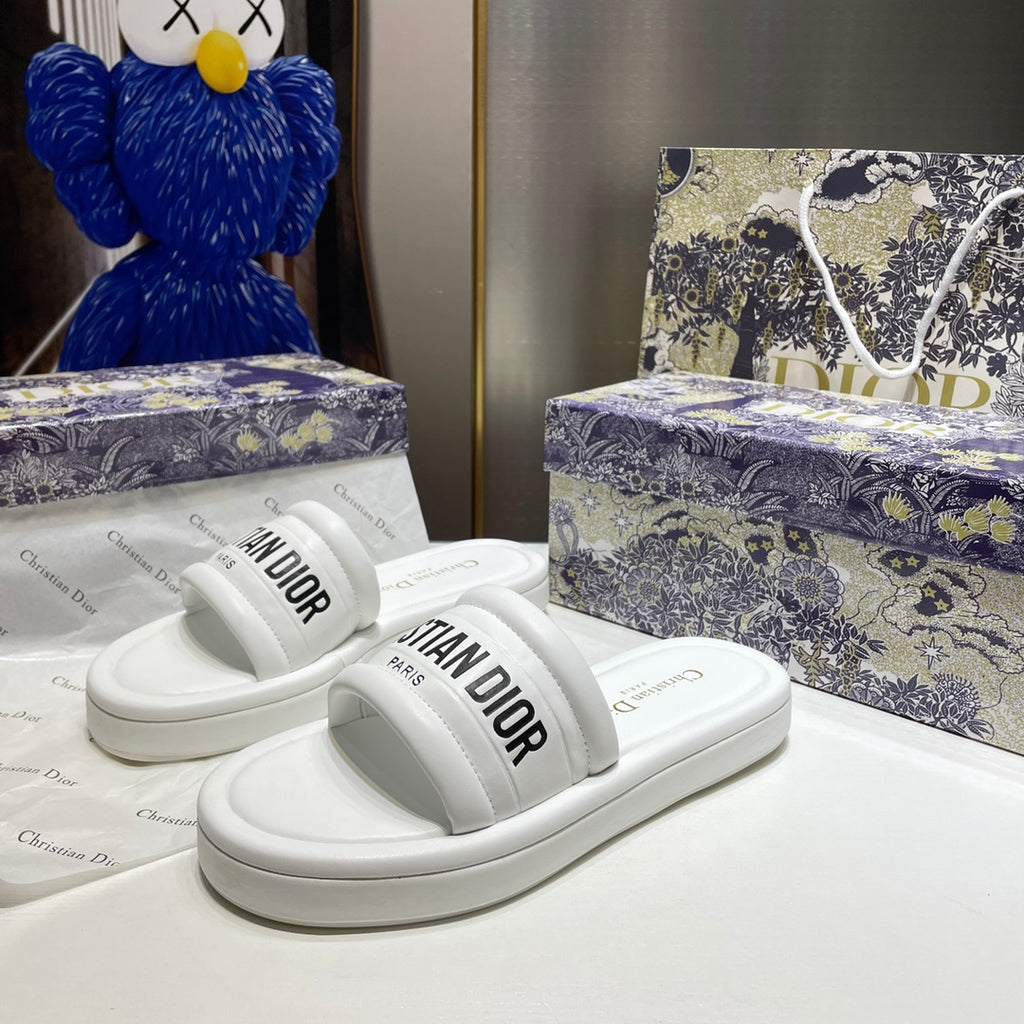 Z1Z54D76 Popular slippers