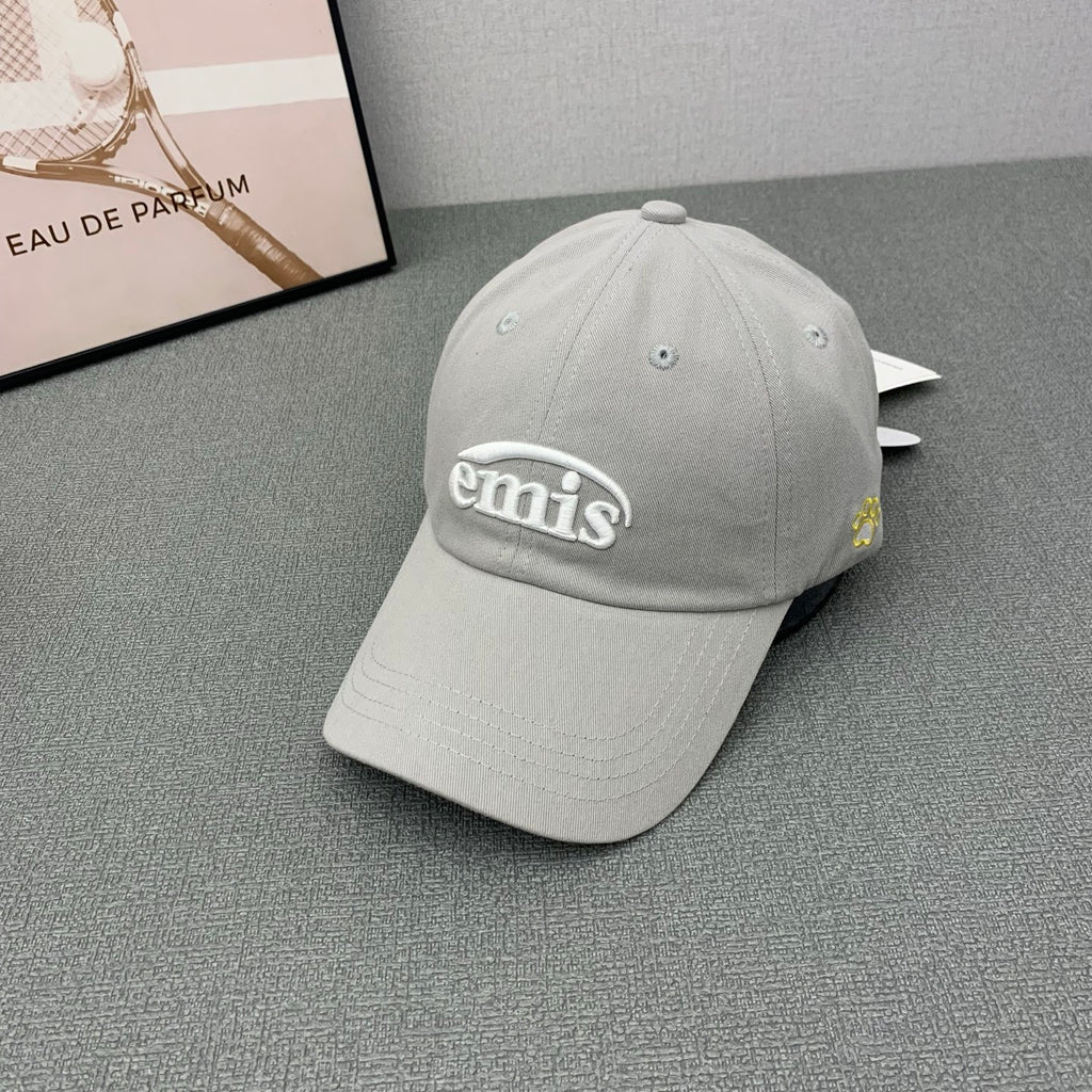M1P45A572 Popular  hats