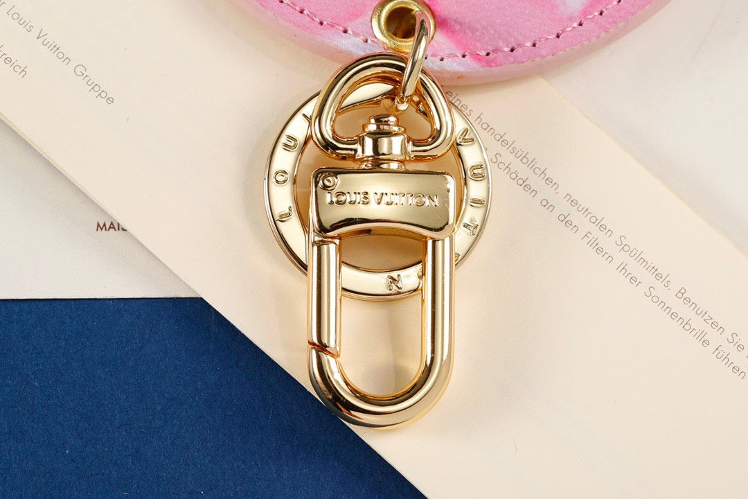 A1Q105E22 Popular bag 's charms accessories