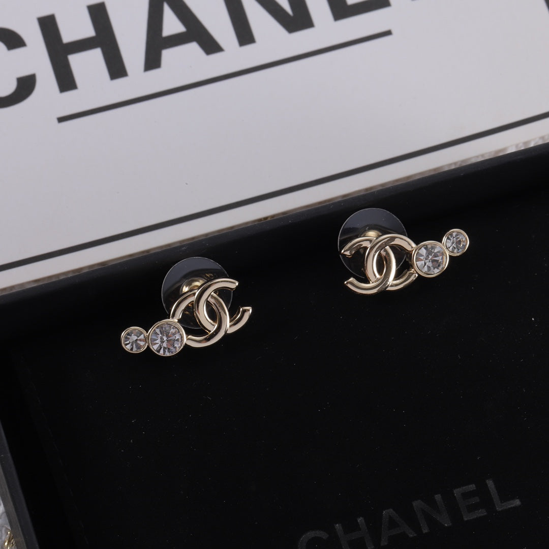 X1Z94C1081E Popular  Earrings