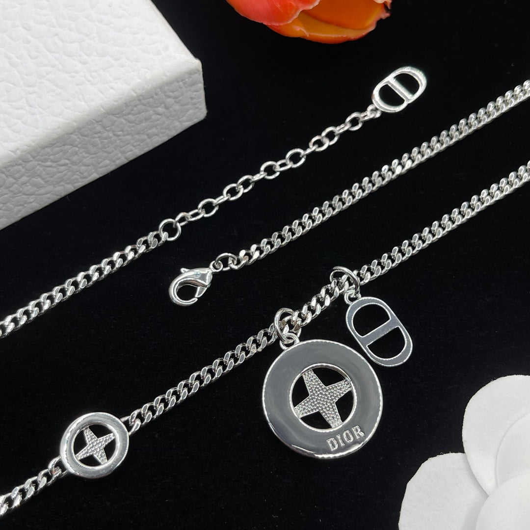 X1Q85D287X Popular Necklaces